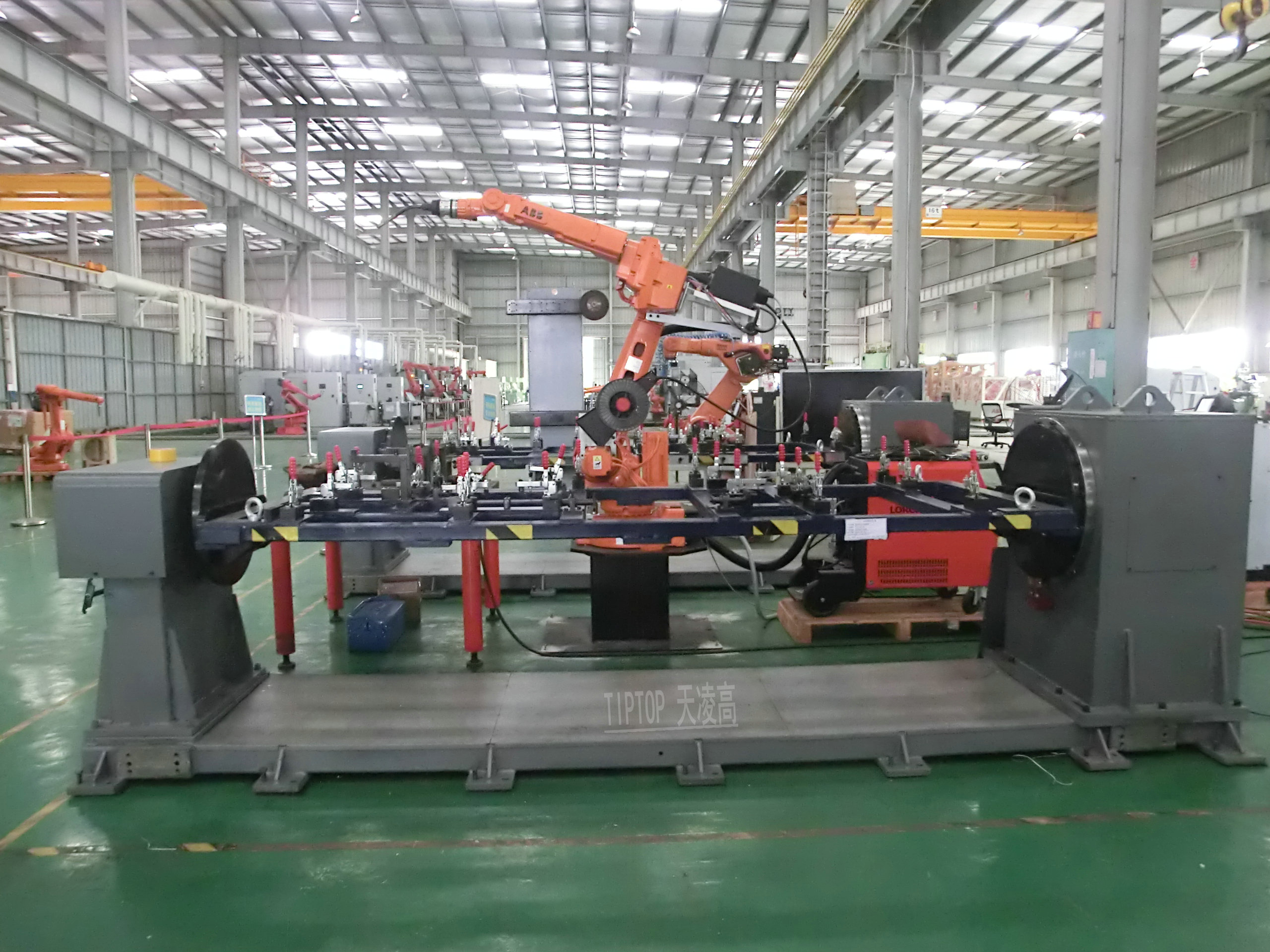 平臺(tái)與機(jī)器人柔性工裝案例