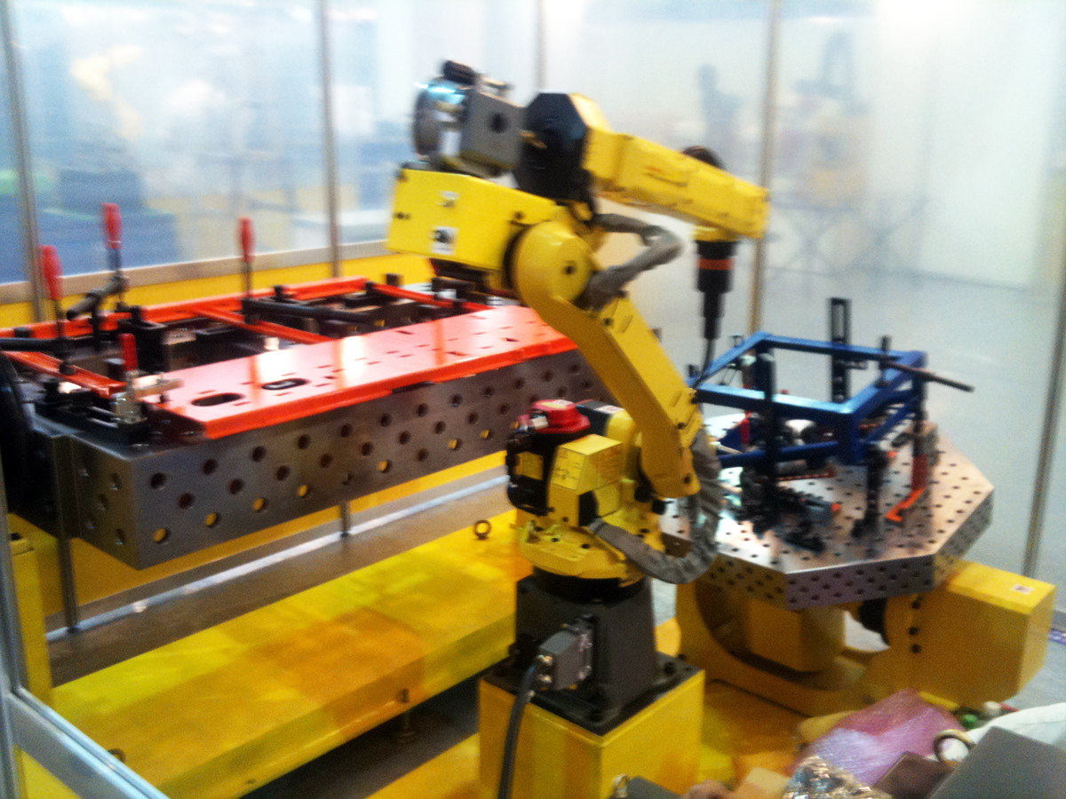 機器人焊接工裝平臺